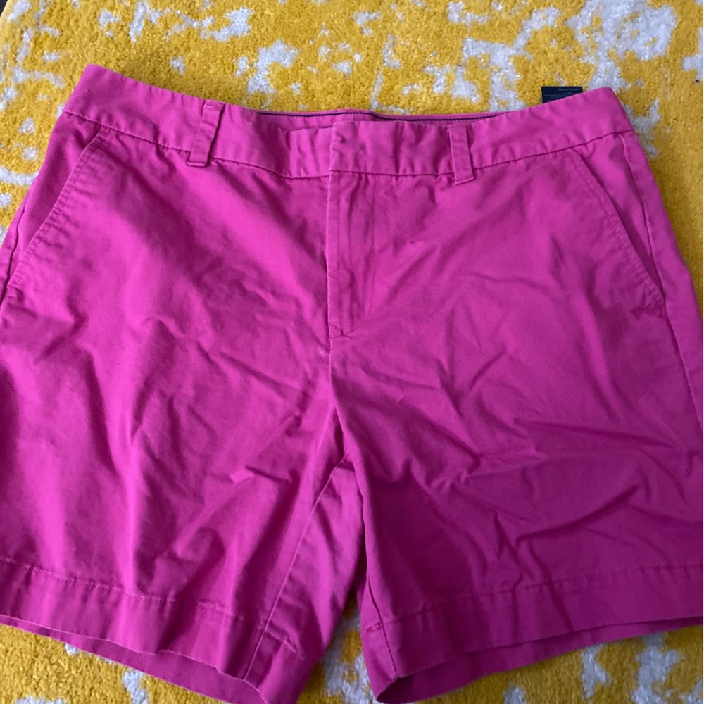 EUC TOMMY HILFIGER FUSCIA SHORTS! SIZE 12